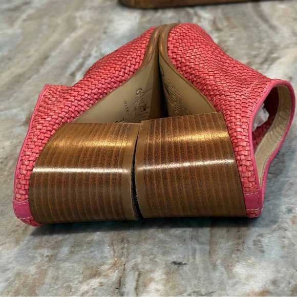 Women’s AMALFI Coral leather slip on mules- Size 7 - Picture 11 of 12